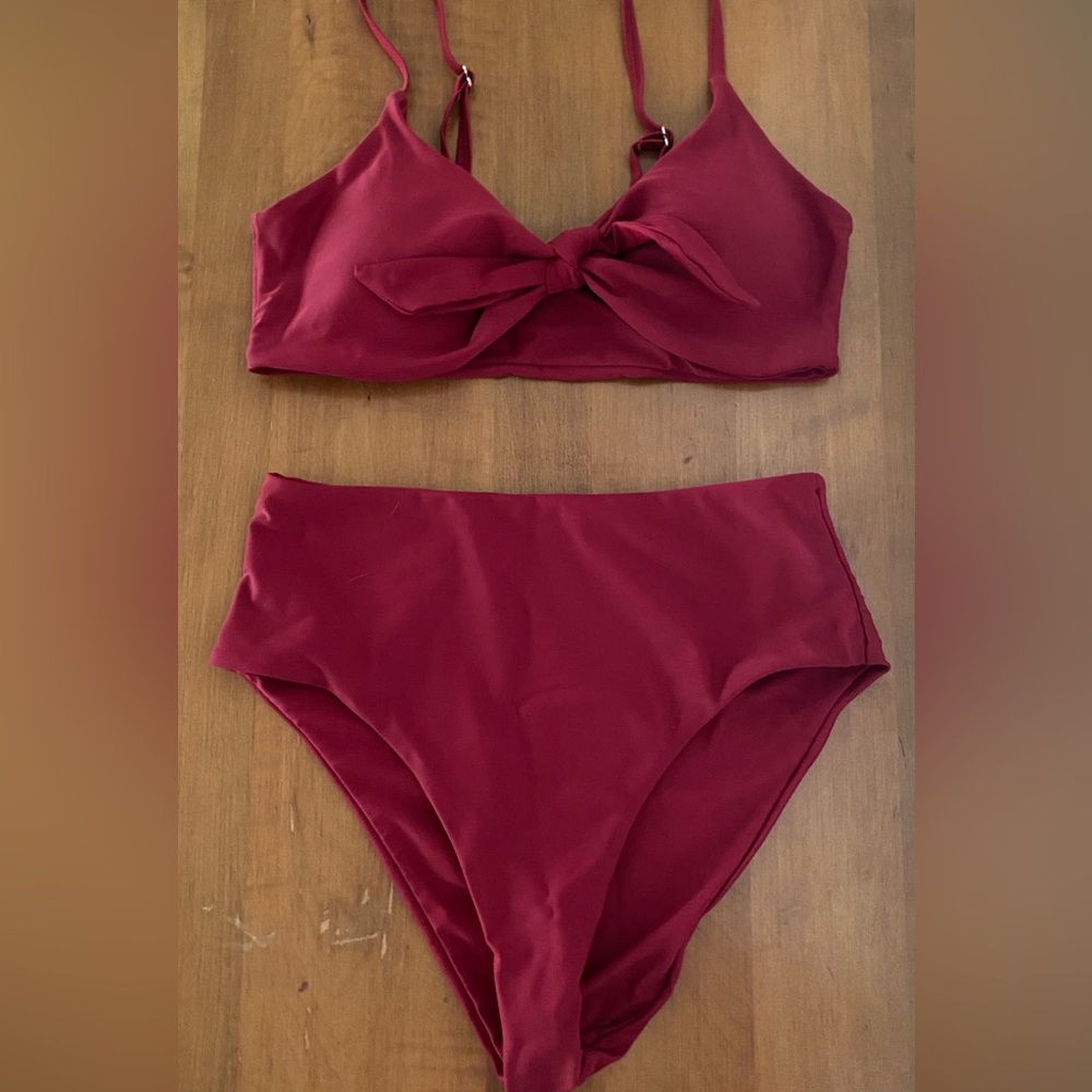 Elegant Burgundy Women's Swimwear Set